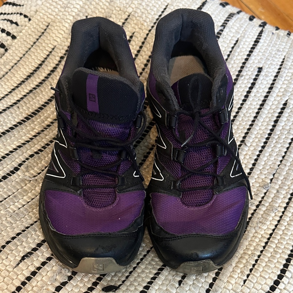 A1–Stylish Purple and Black Women's Shoes